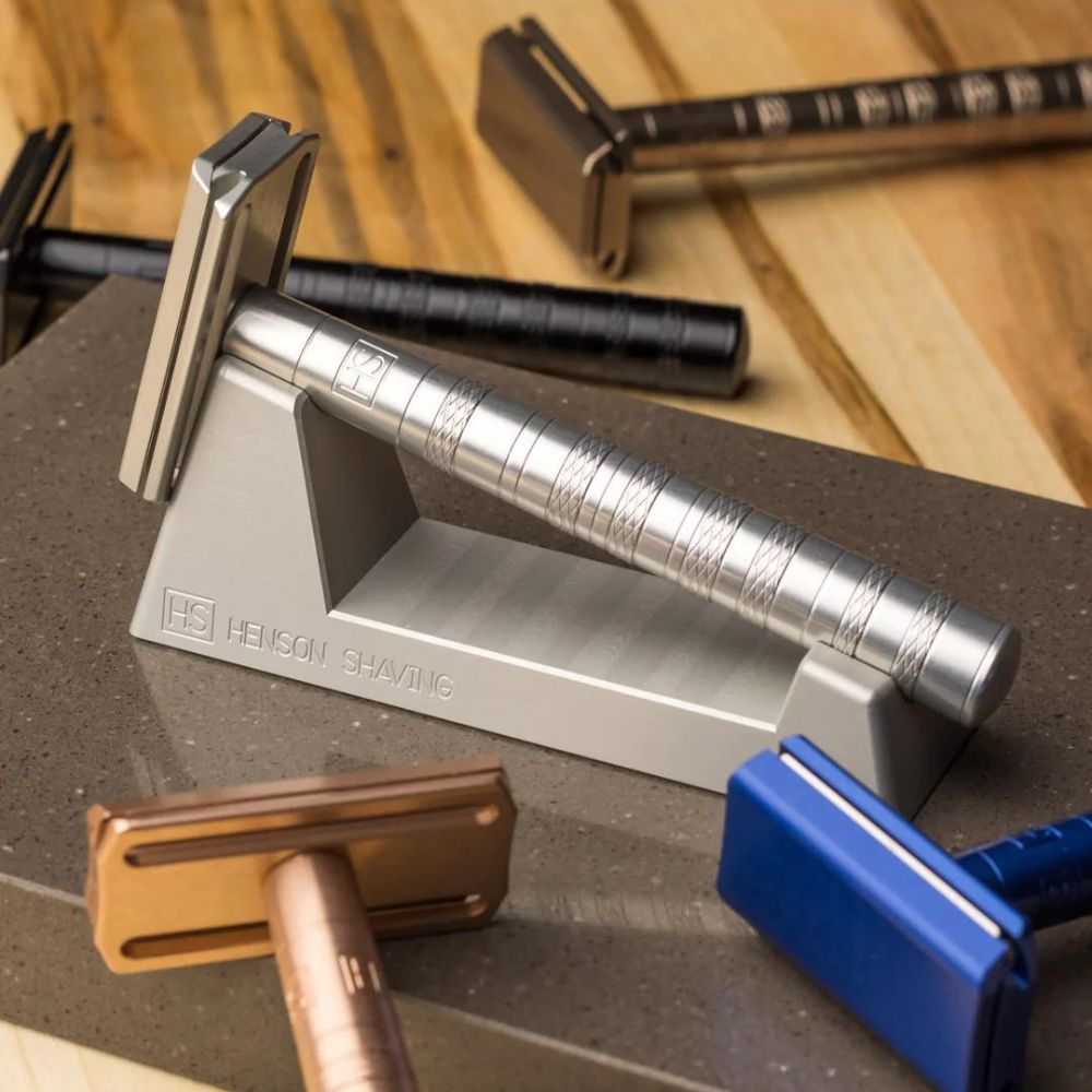 Henson Shaving Razor Stand