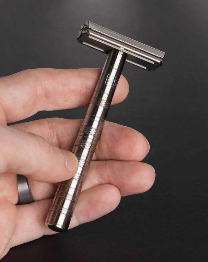 Henson® Shaving – Johnny Blade